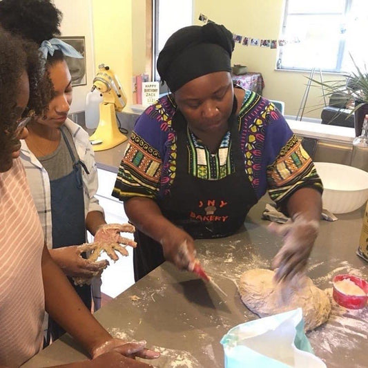 Jnybakery offers bread baking classes.